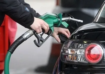 Motorin litre fiyatında 15 kuruş indirim