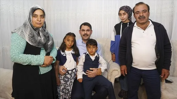 Başkan Erdoğan Elazığlı depremzede aileyle telefonda görüştü! "Evlerimiz o biçim, size dua ediyoruz" - 2