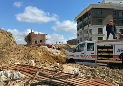 Başakşehir'de istinat duvarı çöktü! Acı haber geldi