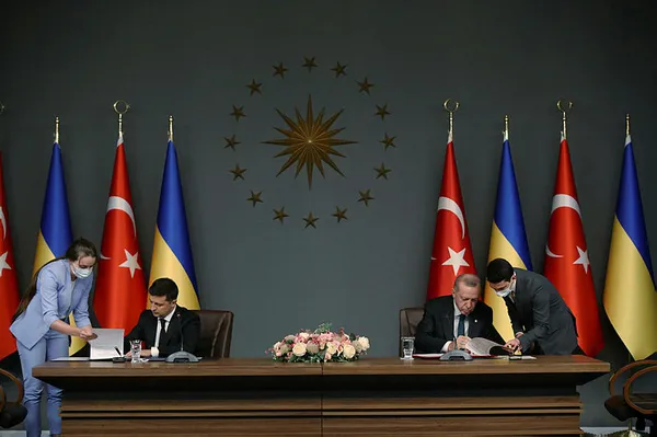 Başkan Erdoğan ve Ukrayna Devlet Başkanı Vladimir Zelenskiy'den önemli açıklamalar - 2
