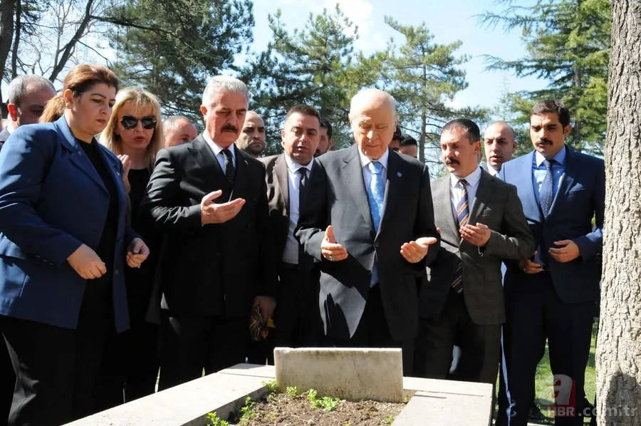 Devlet Bahçeli, Ertuğrul Gazi Türbesi’ni ziyaret etti 20