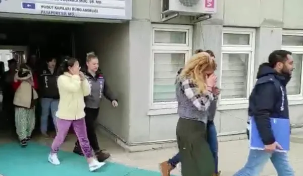 her-biri-suc-makinasi-kilik-degistirmek-ise-yaramadi-198-farkli-kamera-incelenerek-tespit-edildiler-1674113586608.jpg Her biri suç makinası! Kılık değiştirmek işe yaramadı: 198 farklı kamera incelenerek tespit edildiler - 4