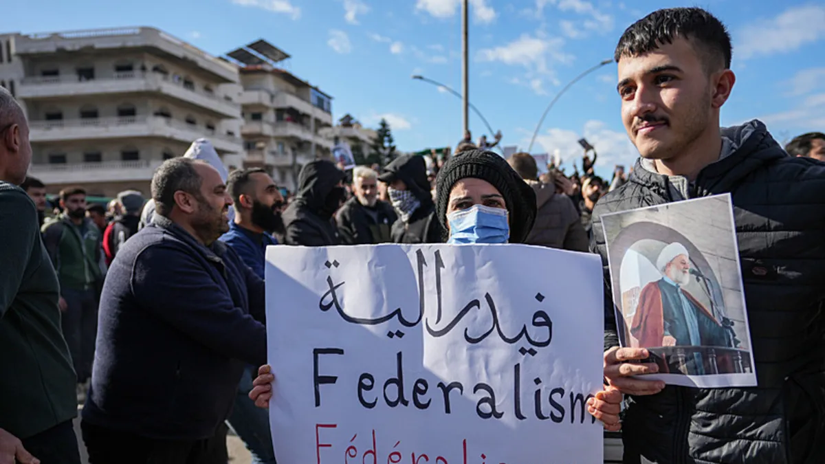 Suriye'de federasyon fitnesi! Şam yönetimi hedef alındı