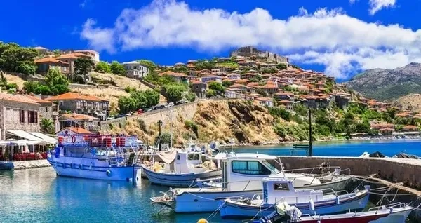 Yunan adalarına turistik vize AB Komisyonu’ndan geçti