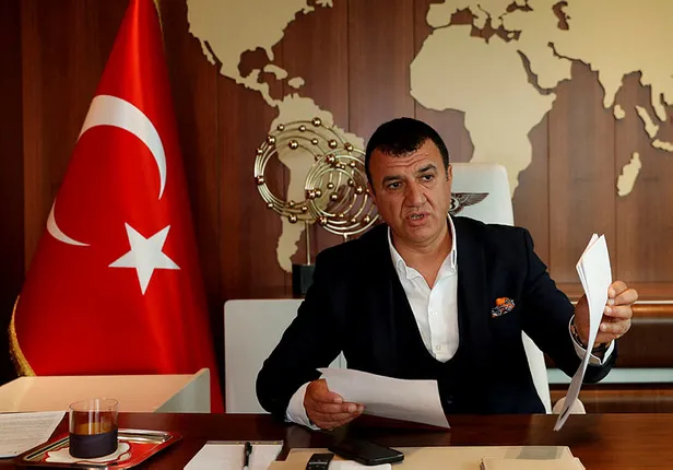 muhsin-bayrak-kimdir-serveti-mal-varligi-nedir-mutki-asireti-lideri-muhsin-bayrak-ne-is-yapiyor-chelseayi-sati-1647587661269.jpg Muhsin Bayrak kimdir, serveti mal varlığı nedir? Mutki aşireti lideri Muhsin Bayrak ne iş yapıyor? Chelsea'yi satın aldı mı? - 4