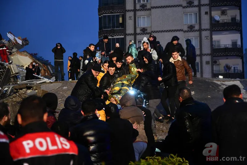 10 Şubat ölü yaralı sayısı güncel rakam! Kaç bina yıkıldı? Artçı deprem sayısı kaça çıktı? 7.7'lik DEPREM SON DURUM | AFAD son dakika açıklamaları 2