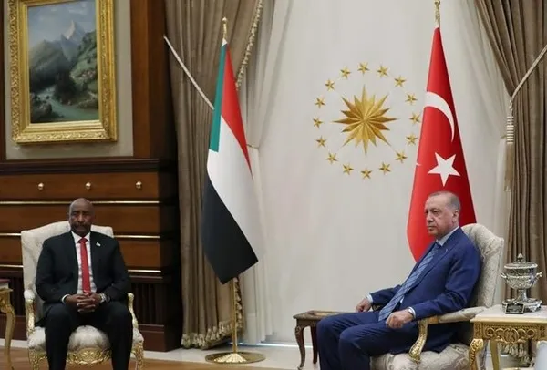 baskan-recep-tayyip-erdogan-sudan-egemenlik-konseyi-baskani-ile-gorustu-1687888019877.jpg Başkan Recep Tayyip Erdoğan'dan bayram diplomasisi! Katar Sudan sonra Filistin... Mescid-i Aksa mesajı - 1