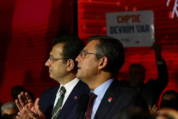 1699166058941.jpg CHP'de Özgür Özel'in genel başkan olması sonrası Barış Yarkadaş'ın o sözleri yeniden gündem oldu! Mesleği bırakacak mı? - 2