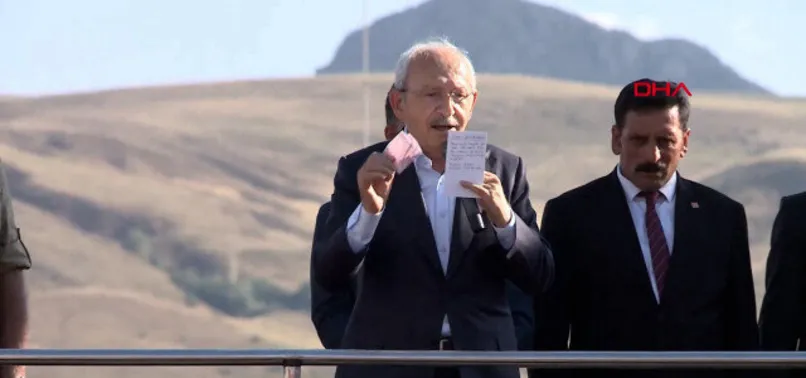 Kendisini 'Hesap uzmanı' olarak tanımlayan Kılıçdaroğlu'nun çeyrek altın hesabı tutmadı! İlk mitinginde gaf üstüne gaf...