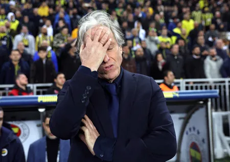 Fenerbahçe'de bir dönem sona eriyor! Jorge Jesus gidiyor yerine o isim geliyor | Hafta içi görüşme yapılacak