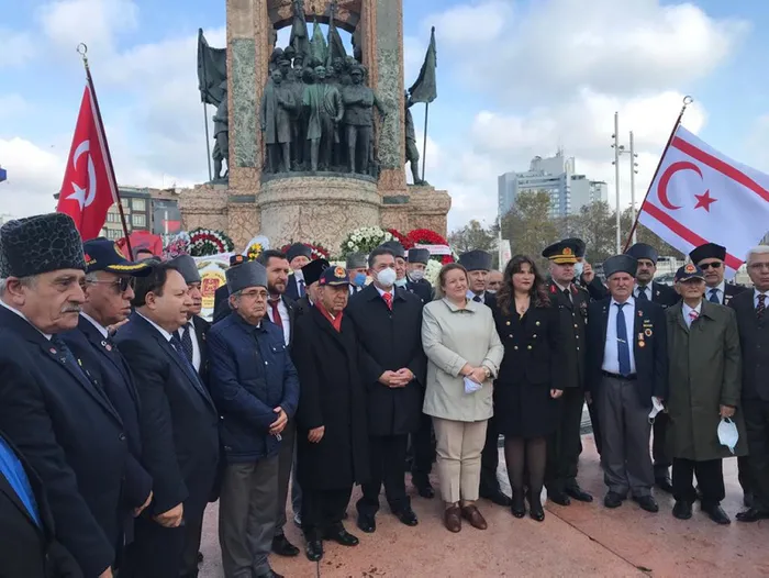KKTC’nin 38. kuruluş yıl dönümü Taksim’de kutlandı