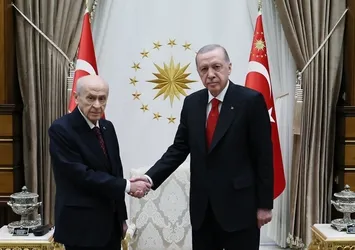 Başkan Erdoğan'dan Külliye'de kritik kabul! Bahçeli ve siyasi parti liderleri ile görüştü
