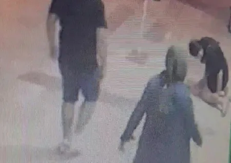 Antalya'da başıboş köpek dehşeti! Kapısının önünde baldırından ısırıldı