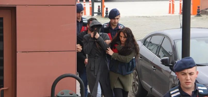 Emre Aşık’ın boşanma aşamasında olduğu eşi Yağmur Aşık gözaltına alındı