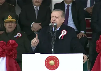 Cumhurbaşkanı Erdoğan: İşte o zaman F-16 olur bombalarla onların üzerine yağarız!