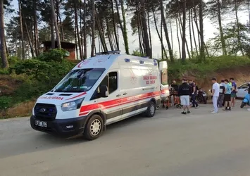 Sinop'ta motosiklet devrildi: 1 yaralı