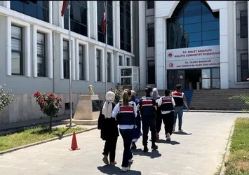 Malatya'da FETÖ operasyonu: 4 gözaltı
