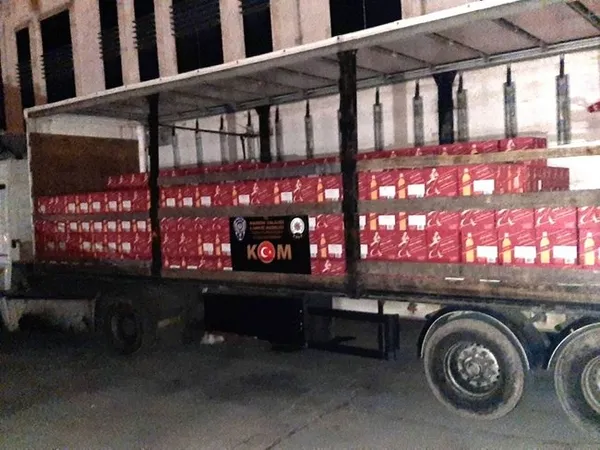 Mardin'de dev kaçak içki operasyonu - 2