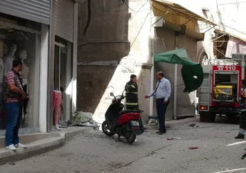 Kilis'e Suriye'den roket atıldı