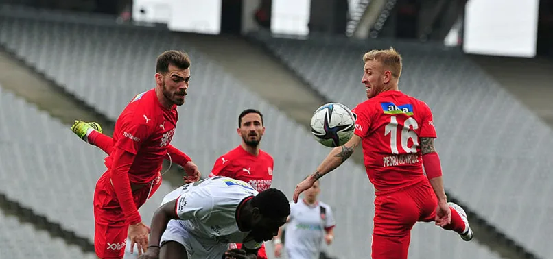 VavaCars Fatih Karagümrük - Demir Grup Sivasspor: 1-0 (MAÇ SONUCU ÖZET)