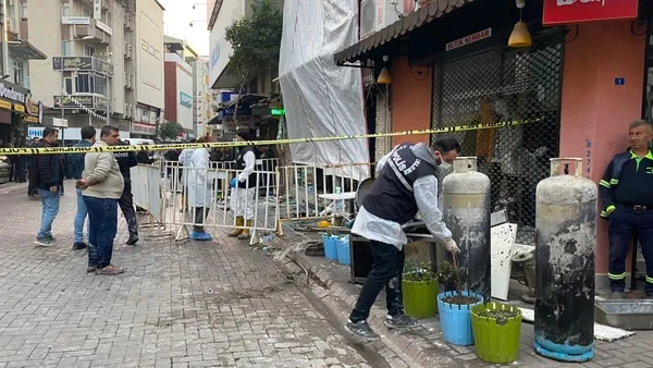 Son dakika: Aydın’daki restoranda patlama: Olay sonrası yangının ilk anları kamerada - 4