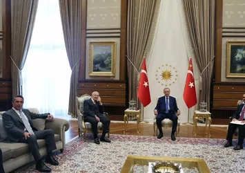 Başkan Erdoğan Rahmi Koç ve Ali Koç'u kabul etti