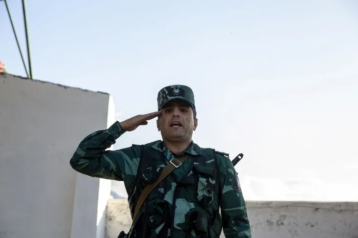 Ermenistan işgalinden kurtarılan Azerbaycan'ın Zengilan kentindeki karakollara bayrak çekildi