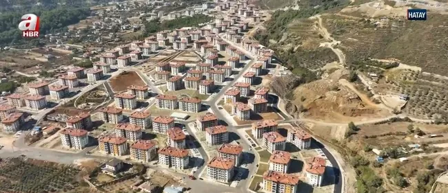 6-subattan-sonra-hatayda-ne-degisti-sehir-yeniden-ayaga-kaldiriliyor-1738663327402.jpg Ekran görüntüsü / A Haber