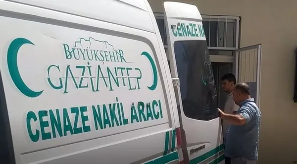 gaziantepte-avukatin-cesedi-trafonun-yaninda-bulundu-ekipler-sorusturma-baslatti-1659950880392.jpg Gaziantep’te avukatın cesedi trafonun yanında bulundu! Ekipler soruşturma başlattı - 2