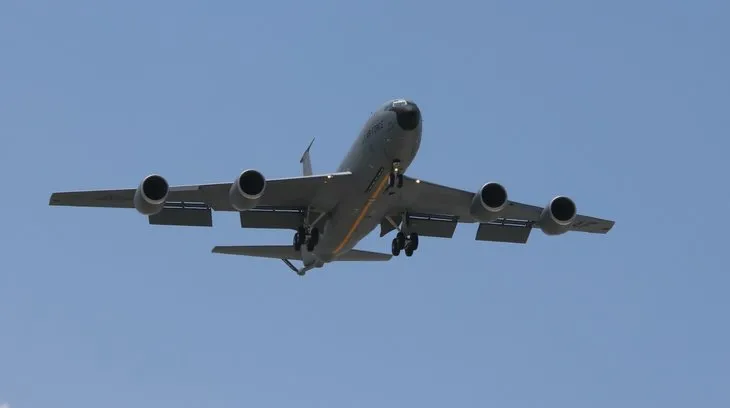 İncirlik’te F-16 ve tanker uçağı trafiği