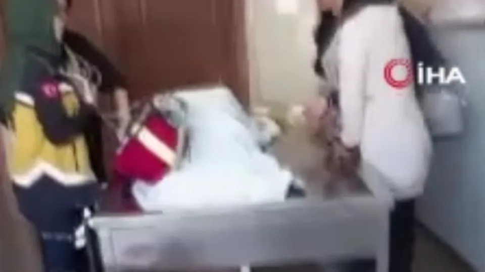 Gasilhanede gözlerini açan cenaze paniğe neden oldu