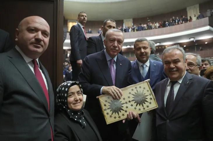 Başkan Erdoğan'a AK Partililerden doğum günü hediyesi