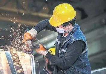 Genç istihdama KOSGEB damgası! 90 bin genç ilk işine başladı