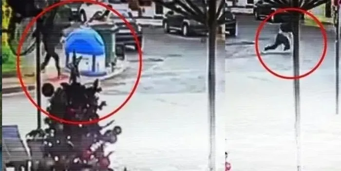 Yunanistan'da sokak ortasında kanlı infaz