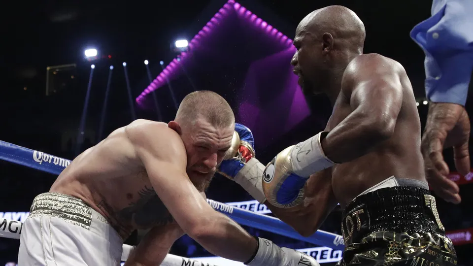 Mcgregor Vs Mayweather maçı sona erdi!