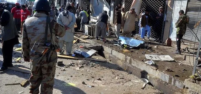Pakistan’da güvenlik noktasına saldırı: 6 ölü