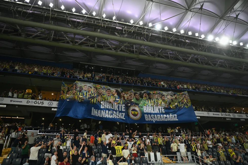 canli-fenerbahce-gornik-zabrze-1784660142588.jpg Kanarya rövanş öncesi avantajı kaptı! Maç sonucu: Fenerbahçe 1-0 Gornik Zabrze - 9