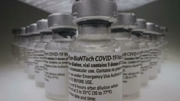 turkiyede-uygulanan-biontech-koronavirus-asisi-icin-flas-karar-avrupa-ilac-ajansi-duyurdu-1622214104440.jpg Türkiye'de uygulanan BioNTech koronavirüs aşısı için flaş karar! Avrupa İlaç Ajansı duyurdu - 4