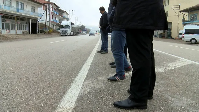Malatya'da otomobilin çarptığı 59 yaşındaki adam kurtarılamadı! 'Ölüm yolu' 39'uncu canı aldı - 4