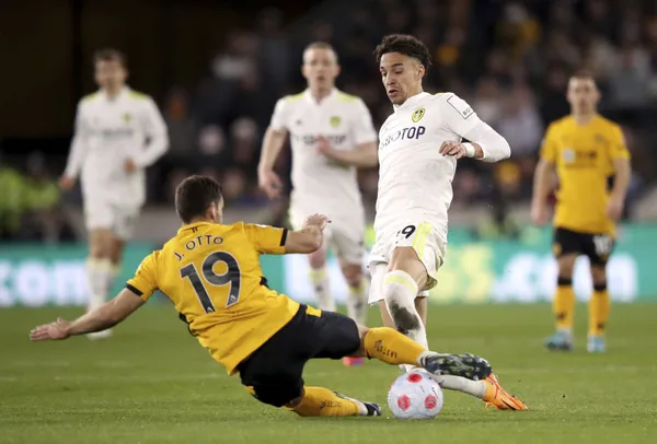 galatasaraya-ispanyol-sol-bek-okan-buruk-aradigi-ismi-premier-ligde-buldu-1704874762118.jpg Galatasaray'a İspanyol sol bek! Okan Buruk aradığı ismi Premier Lig'de buldu