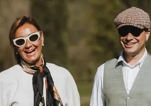 Yoga pozları olay olmuştu! Pınar Altuğ'un eşi Yağmur Atacan'dan destek