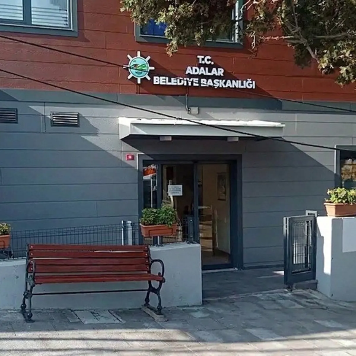 Adalar Belediyesi’ne idari ve mali inceleme