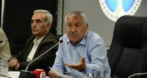 CHP’li belediyede oy karşılığı iş teklifi