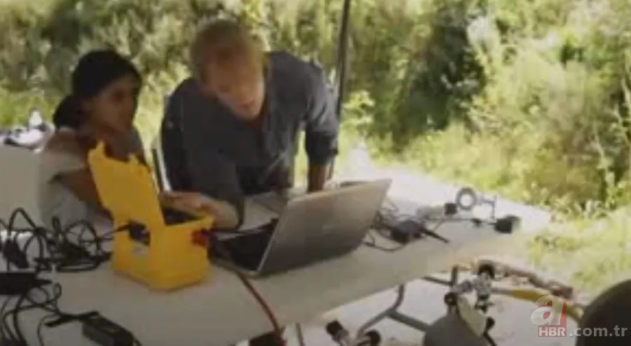 Kral kobra yılanı İngiliz adama saldırdı! Dünyanın en tehlikeli yılanı dinlenen adamı yakaladı 37