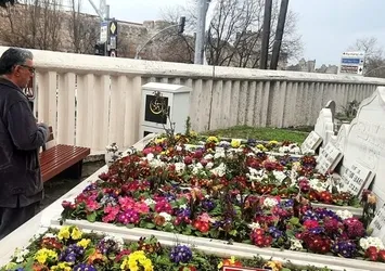 Saadet Partililerden Temel Karamollaoğlu'na yaylım ateşi: Erbakan'ı hapse atmaya çalışanlara nasıl destek verirler
