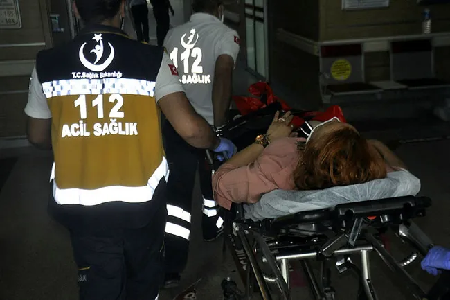 Karaman'da inanılmaz olay! Silah çeken kız kardeşini vurdu - 1