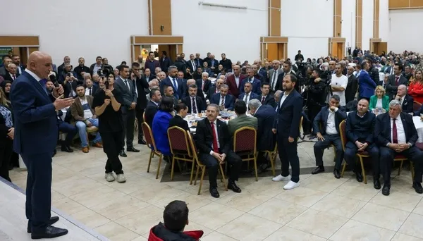 turgut-altinok-suda-yuzde-50-indirim-yapacagiz-1709060981272.jpeg Cumhur İttifakı'nın Ankara Büyükşehir Belediye Başkan adayı Turgut Altınok müjdeyi verdi: "Suya yüzde 50 indirim yapacağız" - 1