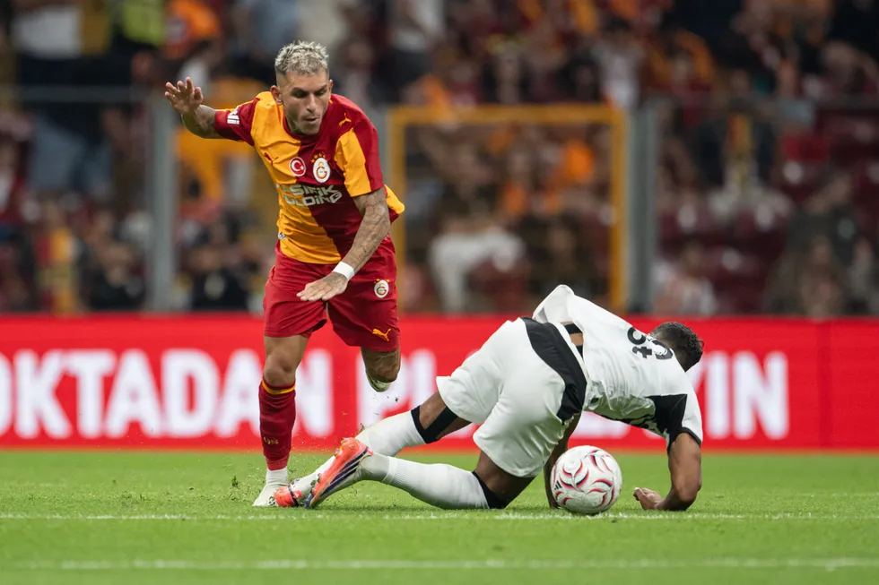 1785702500931.jpg Rams Park'ta 6 gollü prova! Taraftardan yönetime sert tepki - 2