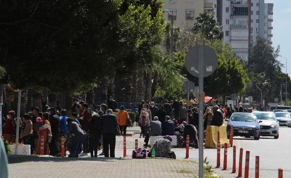 Koronavirüs vaka sayısı arttı yeni kısıtlama haberleri geldi! Çocuk parkları ve otoparklar kapatıldı - 13