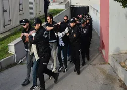 Adana merkezli 8 ilde 'Bayğaralar' suç örgütüne operasyon: 287 şüpheli adliyede
